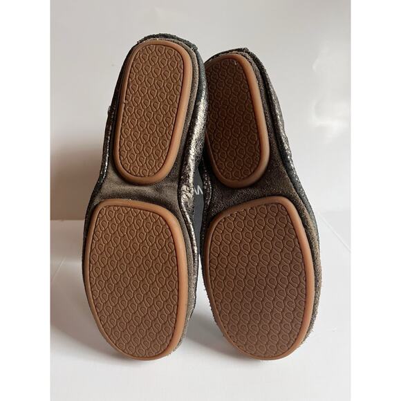 Yosi Samra Samara Foldable Metallic Ballet Flats, Pewter Size 6 - Picture 6 of 7